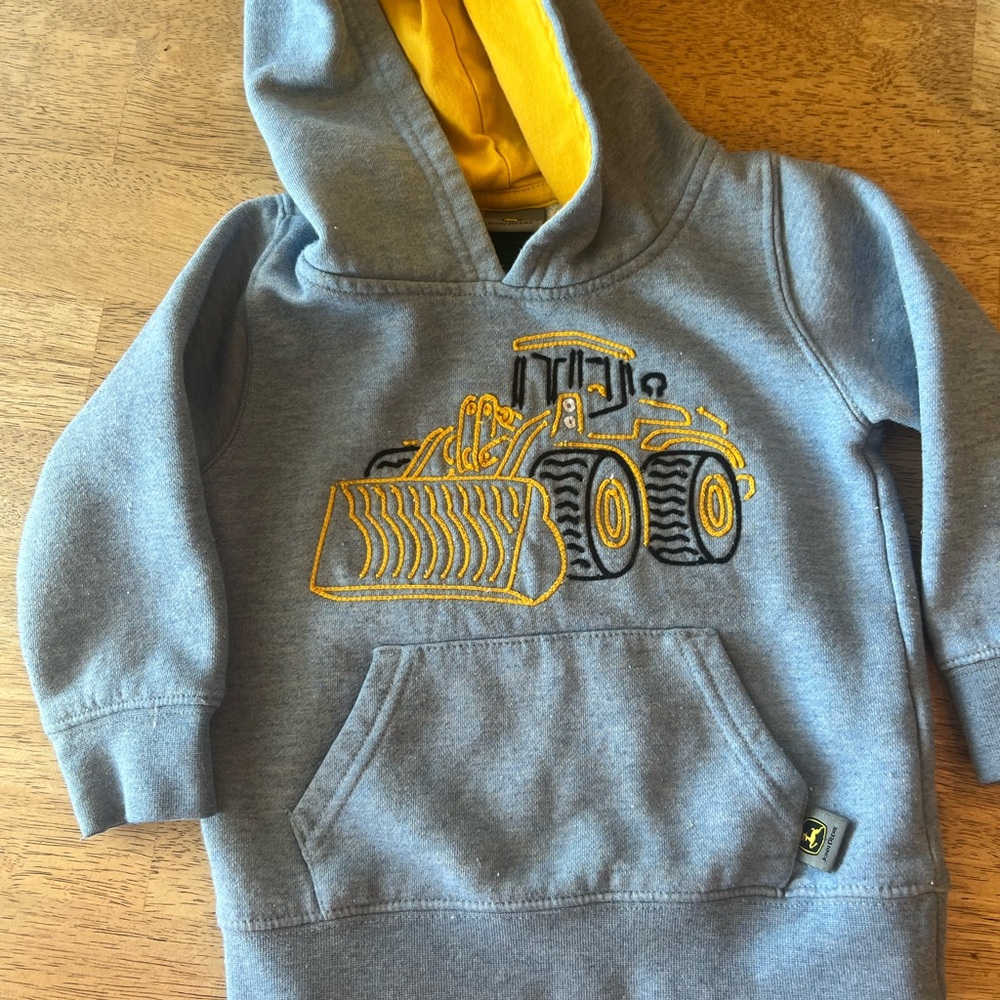 John Deere 2T embroidered bulldozer, blue hoodie in excellent condition